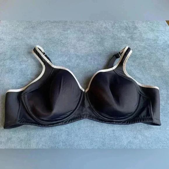 Vanity Fair Black Underwire Bra Size 44C - Picture 1 of 5